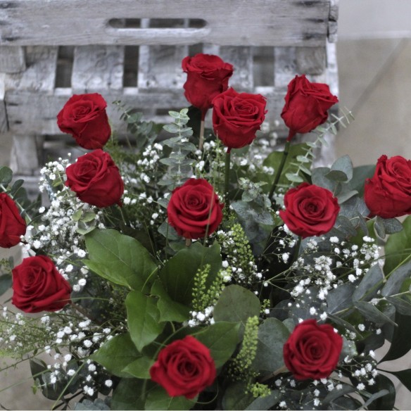 Ramo de Rosas Preservadas Rojo