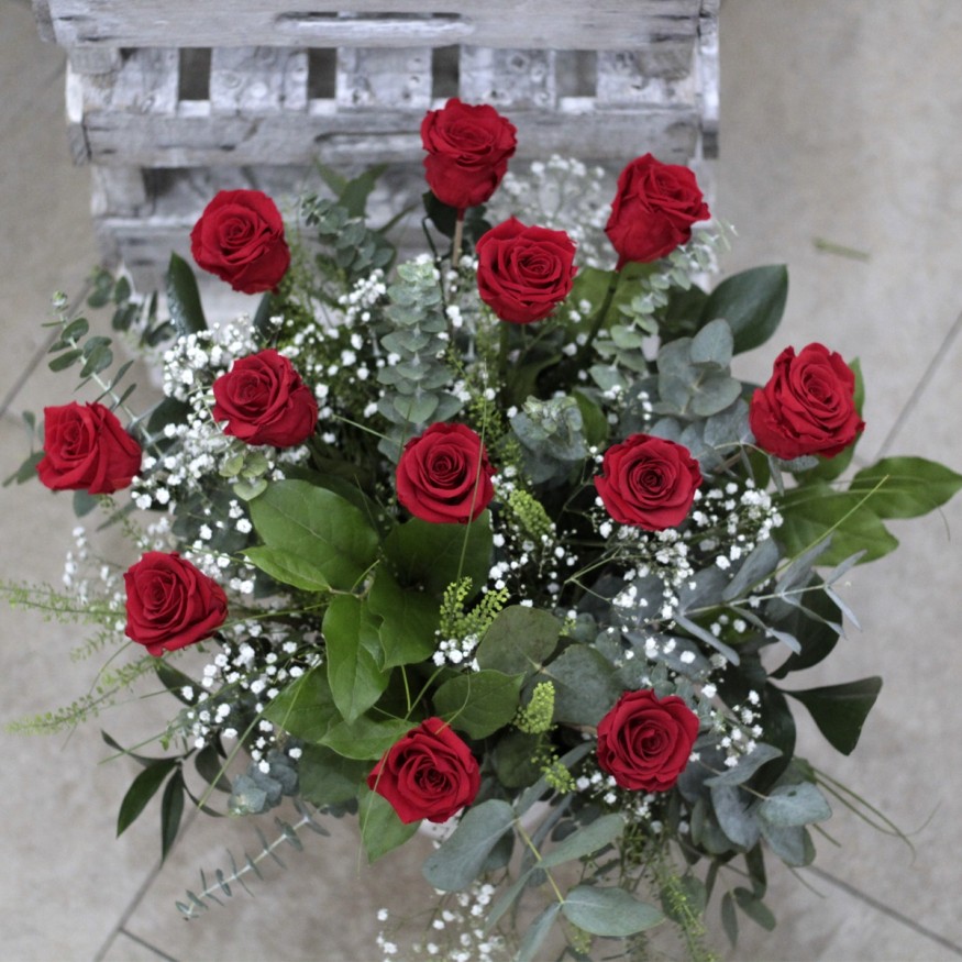 Ramo de Rosas Preservadas Rojo