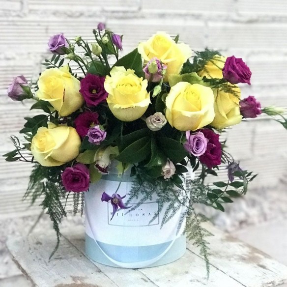 Sombrerera Rosas Rojas